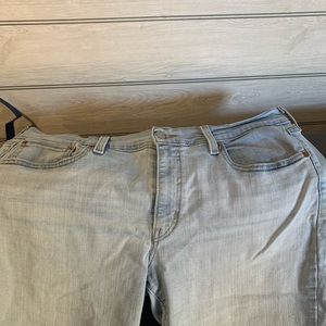 Levi’s boyfriend jeans, size 16